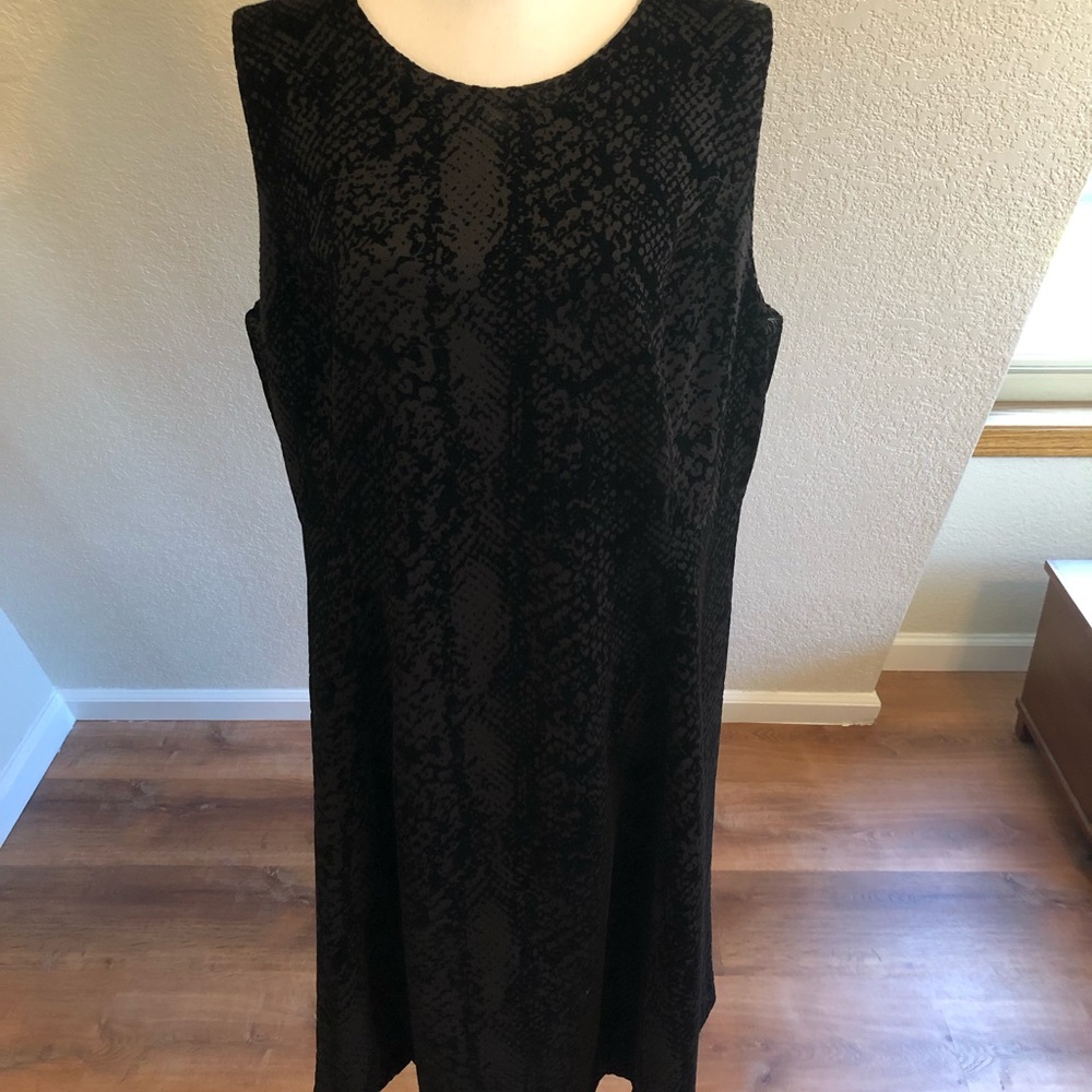 Beautiful black velvet dress